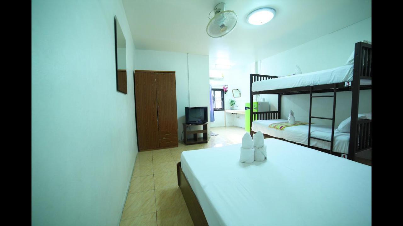 Little Austria Tams Guesthouse Csaveng-part Kültér fotó